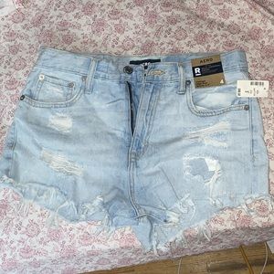 SIZE 4 AERO DENIM SHORTS